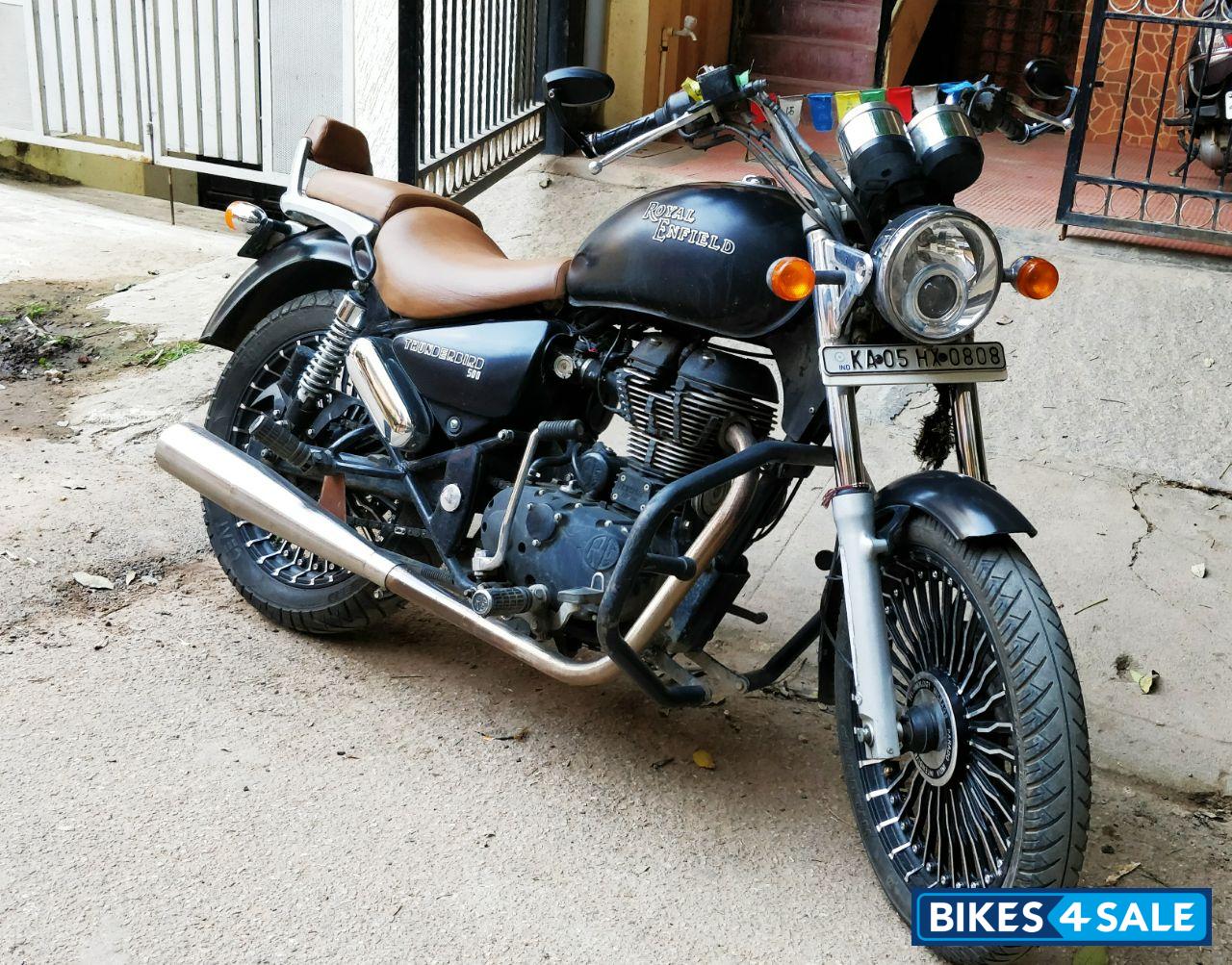 Matt Black Royal Enfield Thunderbird 500 Matt Black Royal Enfield Thunderbird 500