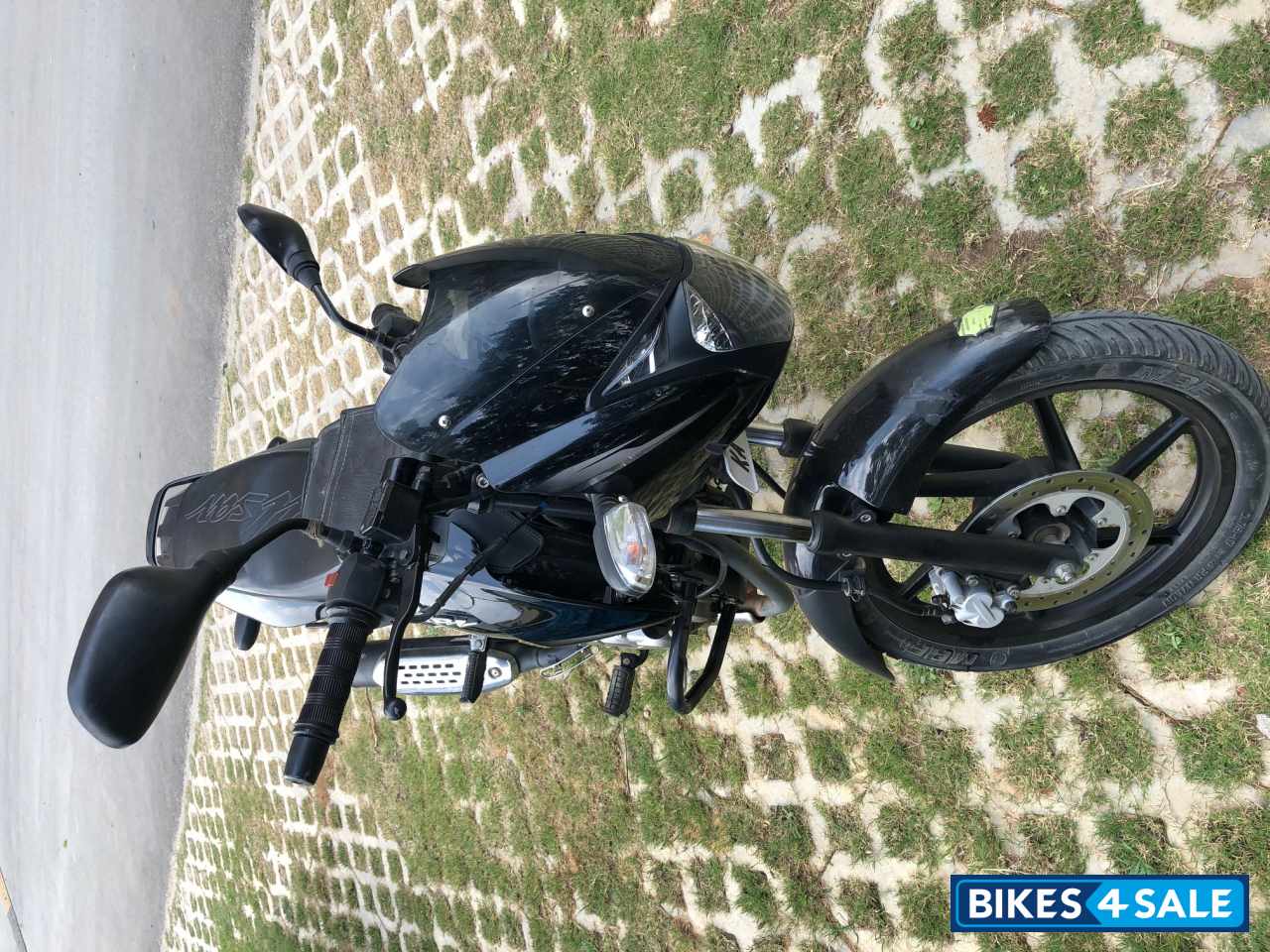 Black Bajaj Pulsar 150 DTSi