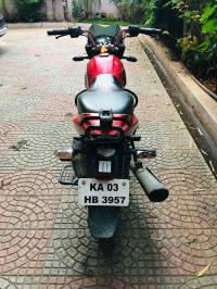 Red Bajaj XCD 125 DTS-Si