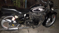 Black Royal Enfield Bullet Standard 350