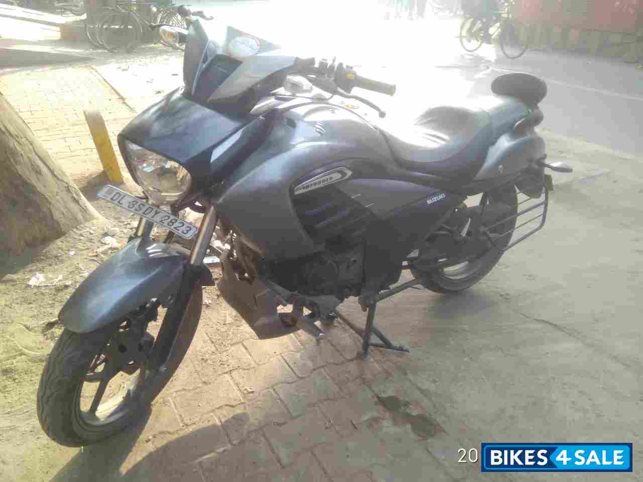 Gray Black Suzuki Intruder 150