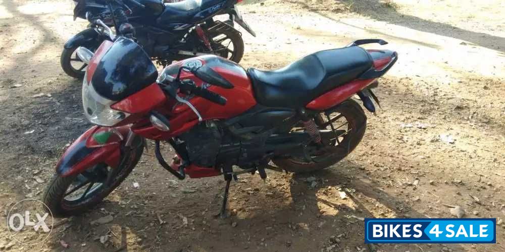 Red TVS Apache RTR 160
