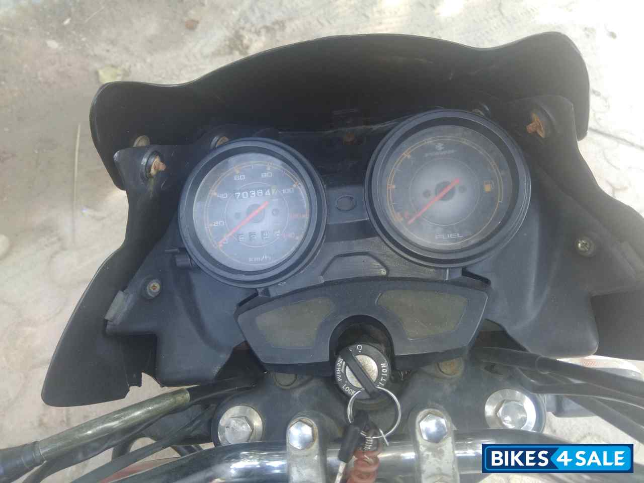 Red Black Bajaj Discover 125