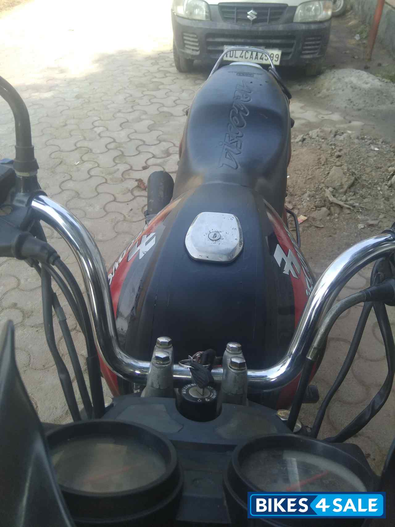 Red Black Bajaj Discover 125