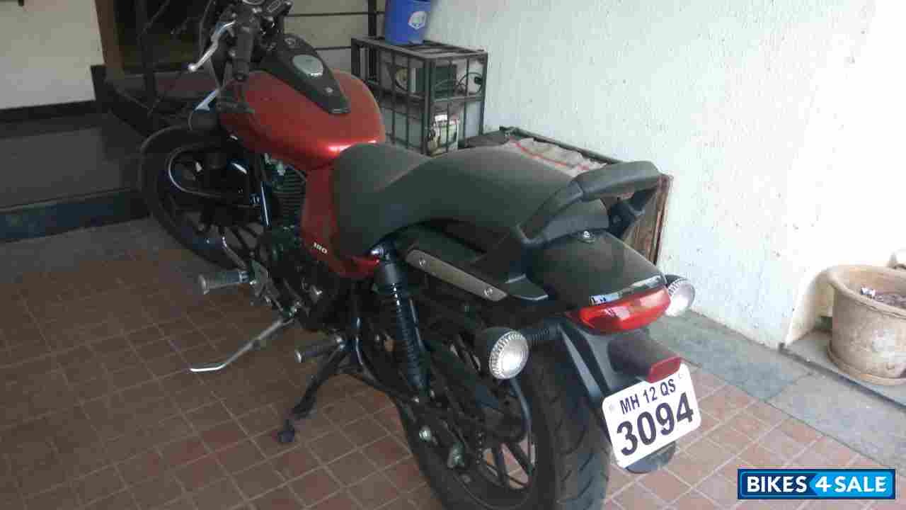 Bajaj Avenger 180 DTS-i Bajaj Avenger 180 DTS-i