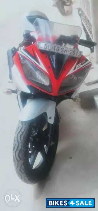 Red And White Yamaha YZF R15