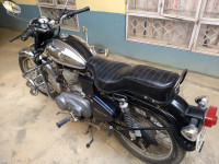Royal Enfield Bullet Machismo A350