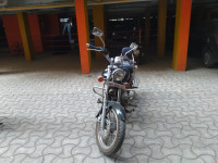 Black Bajaj Avenger 220 DTS-i