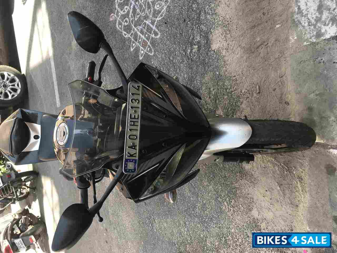 Black & Silver Yamaha YZF R15 V2