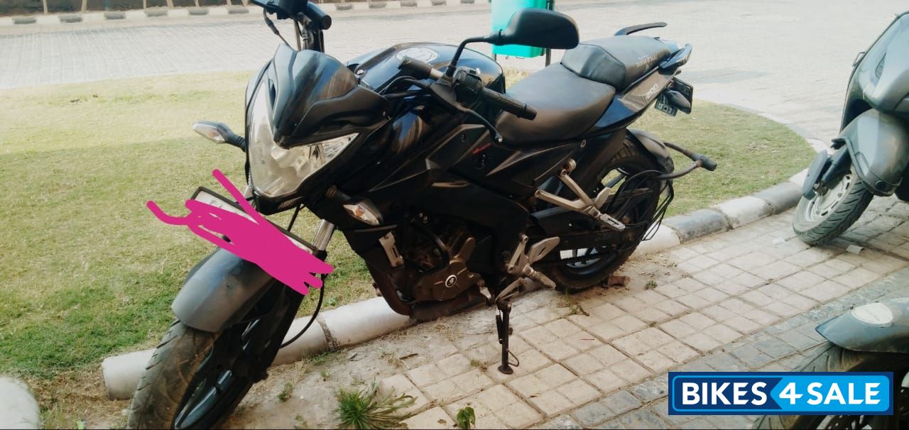 Bajaj Pulsar 200 NS Bajaj Pulsar 200 NS