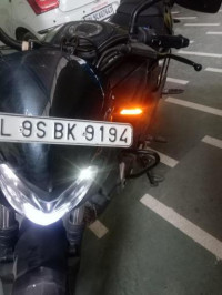 Mate Black Bajaj Dominar 400