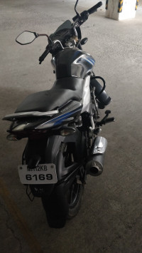 Black Bajaj Discover 125 ST