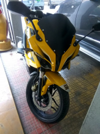 Bajaj Pulsar RS 200