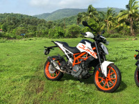 White KTM Duke 390