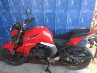 Red Yamaha FZ FI V2