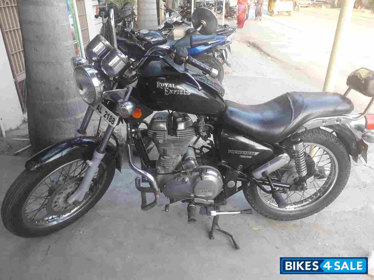 Royal Enfield Thunderbird TwinSpark 350