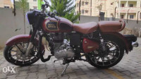 Chestnut Royal Enfield Classic 350