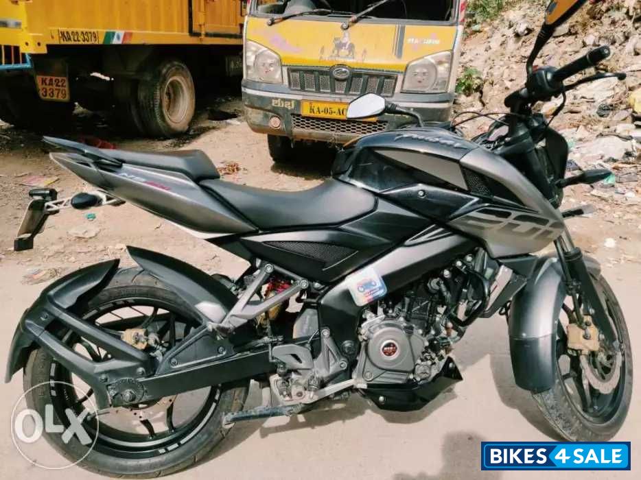 Bajaj Pulsar 200 NS