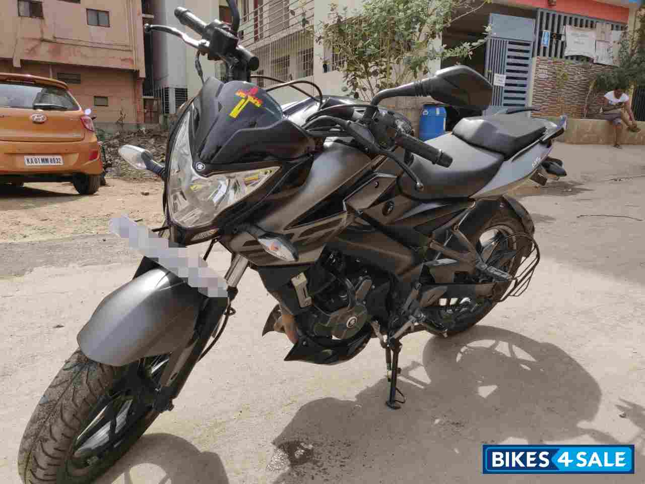 Bajaj Pulsar 200 NS