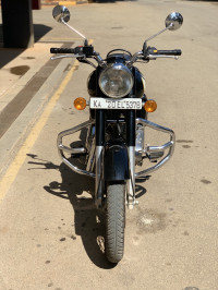 Royal Enfield Classic 500