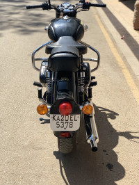 Royal Enfield Classic 500