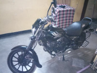 Bajaj Avenger Street 180