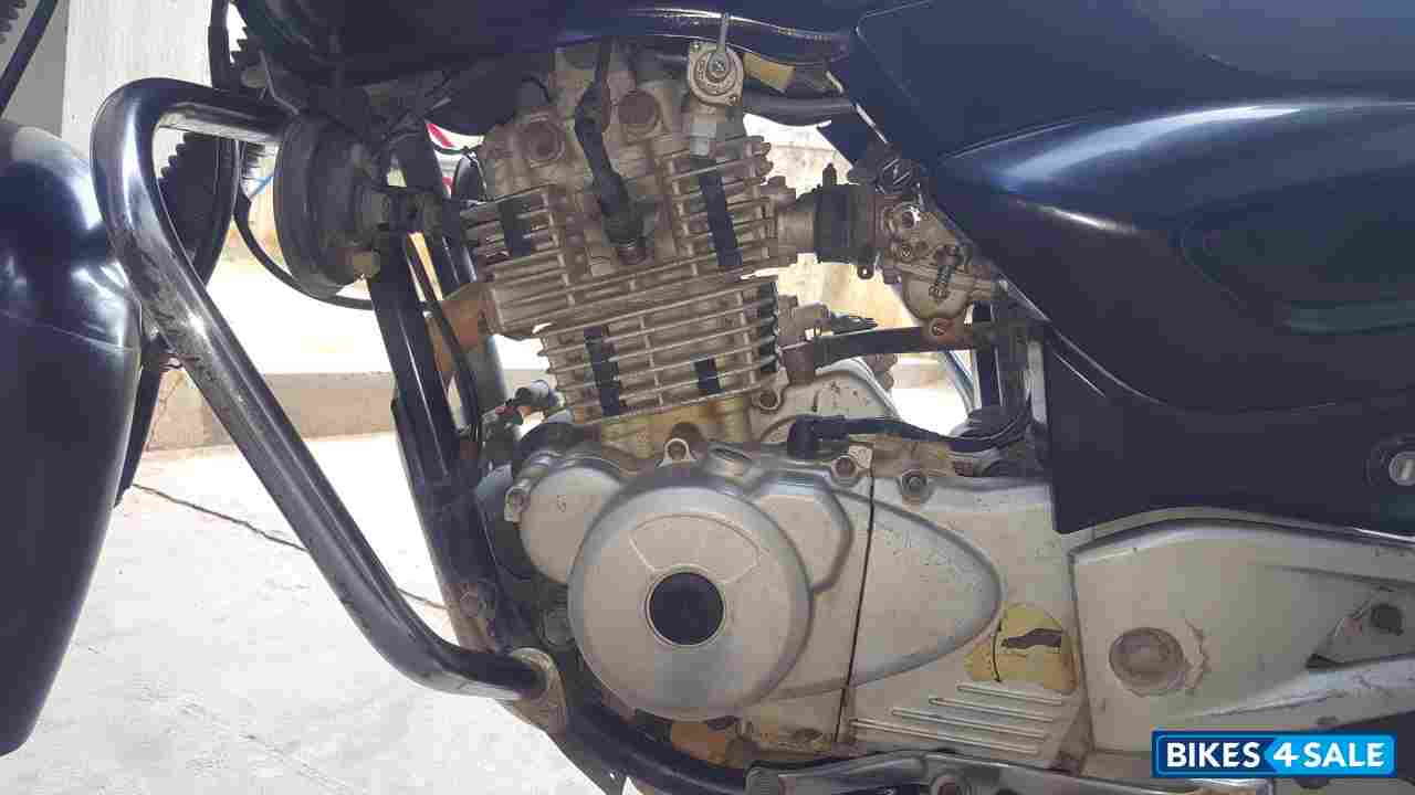 Black Bajaj Pulsar 150 DTSi