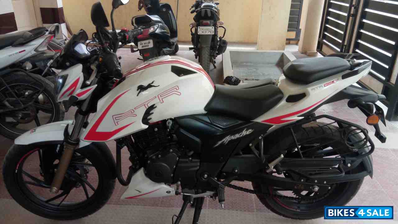 TVS Apache RTR 200 4V ABS Race Edition 2.0