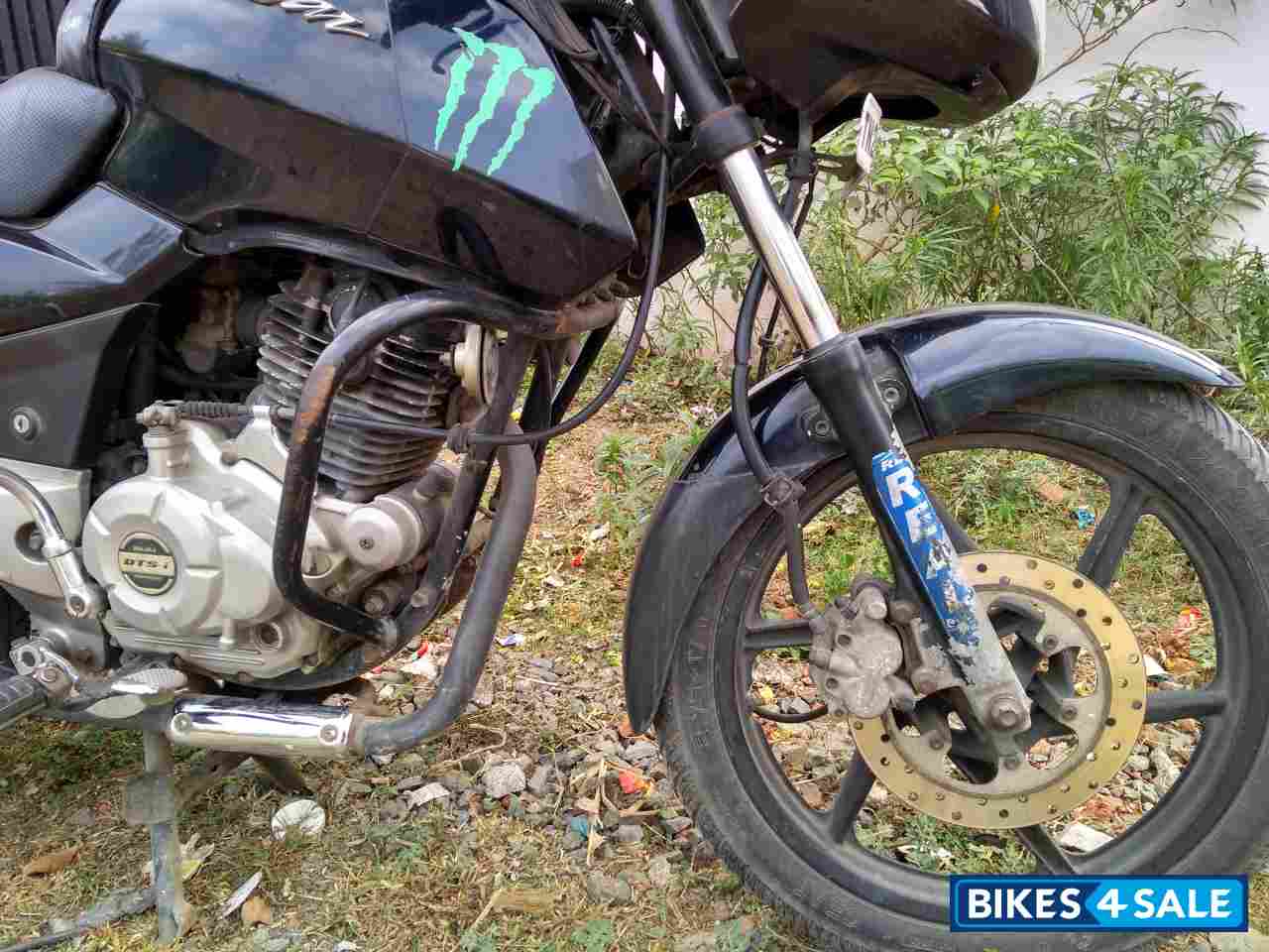 Black Bajaj Pulsar 150 DTSi