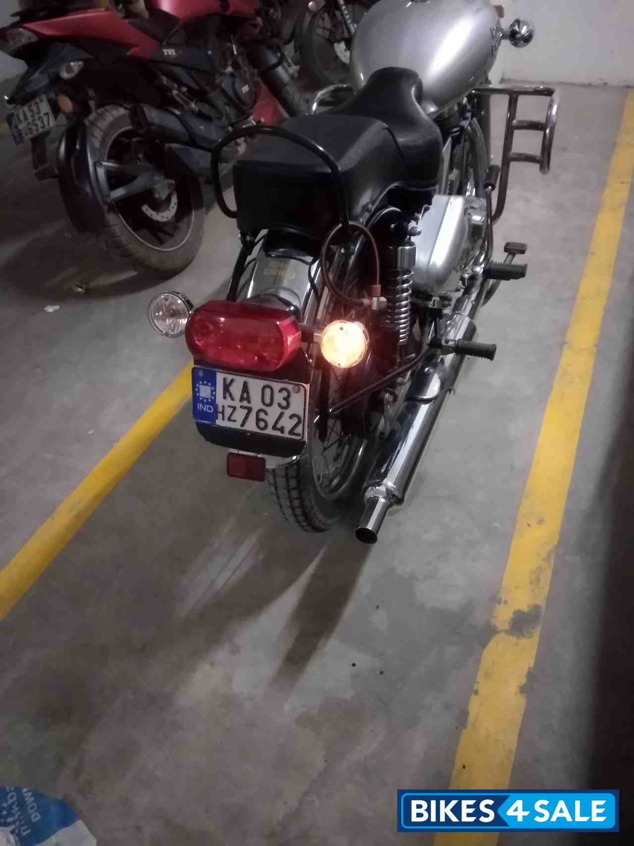 Silver Royal Enfield Bullet Electra Twinspark