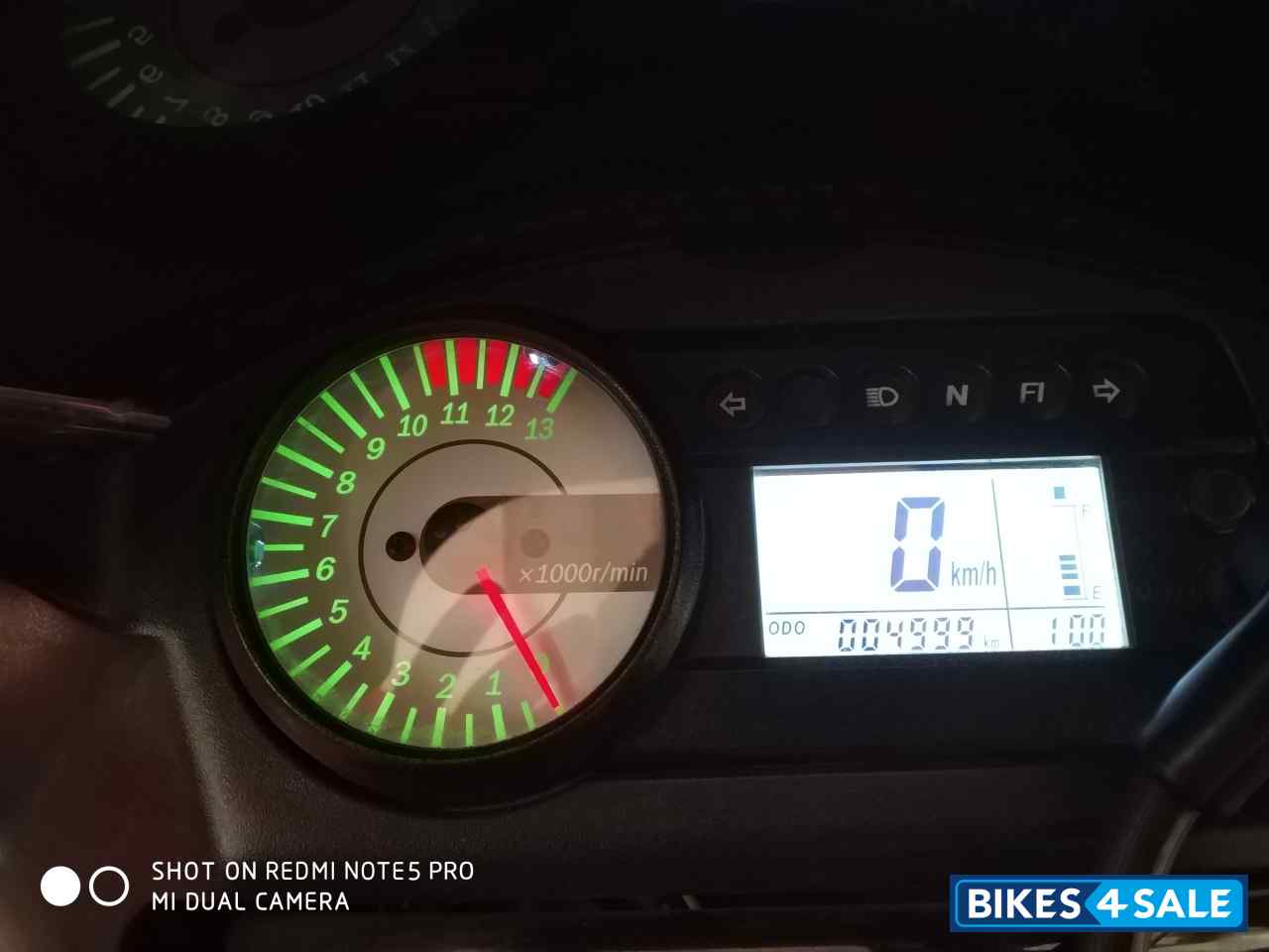 Black Red Hyosung GT250R Black Red Hyosung GT250R