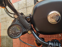 Matt Black Harley Davidson Iron 883