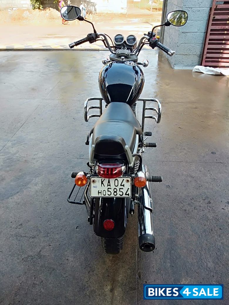 Royal Enfield Thunderbird 350 Royal Enfield Thunderbird 350