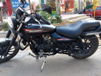 Bajaj Avenger Street 220