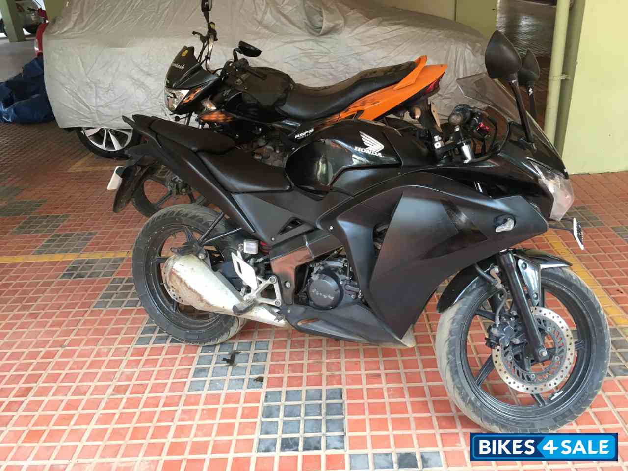 Used 2014 model Honda CBR 150R for sale in Visakhapatnam. ID 203006