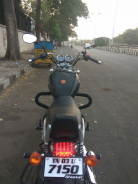 Matte Black Royal Enfield Thunderbird 350