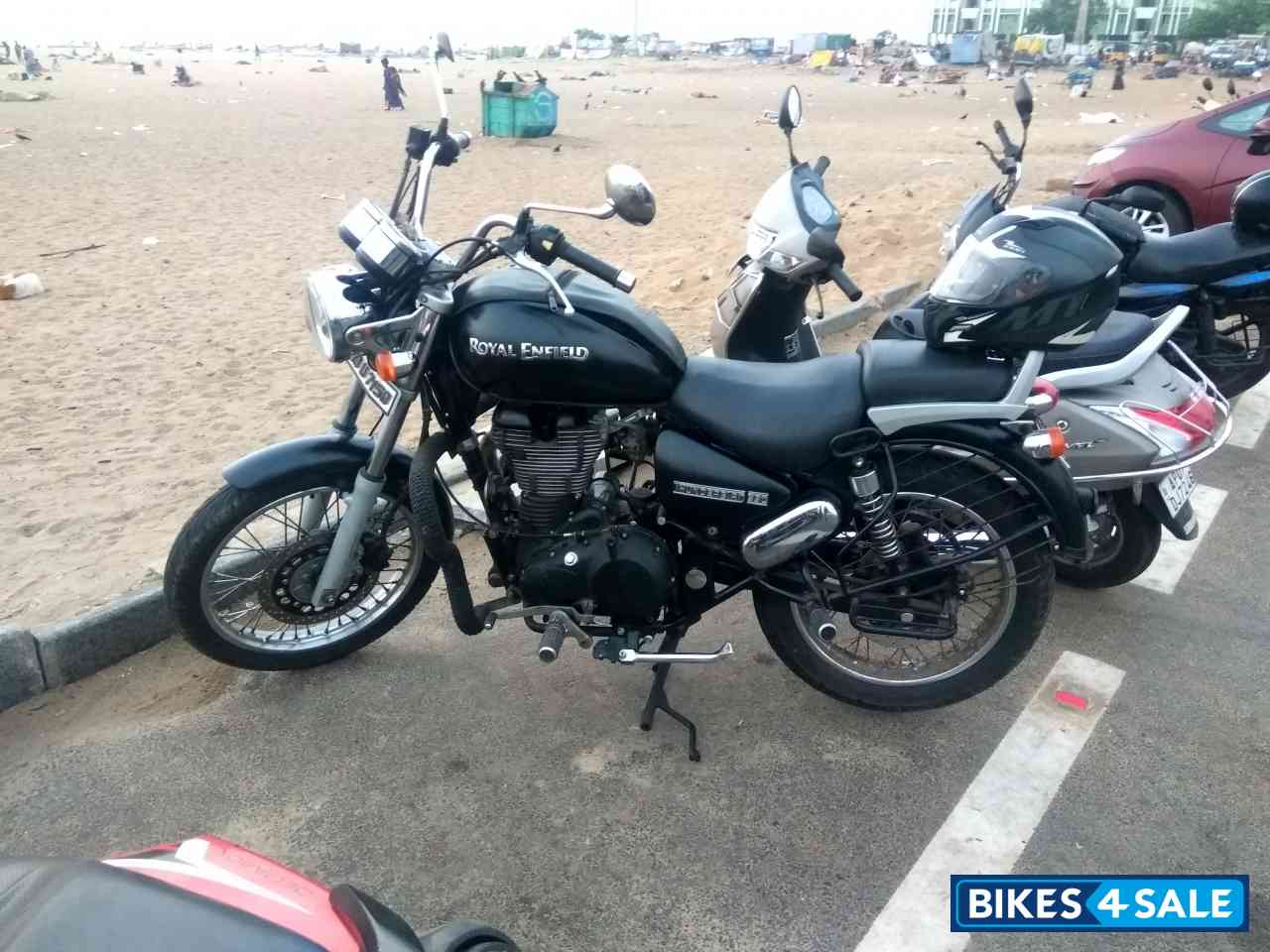 Matte Black Royal Enfield Thunderbird 350