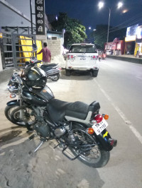 Matte Black Royal Enfield Thunderbird 350