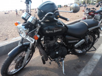 Matte Black Royal Enfield Thunderbird 350