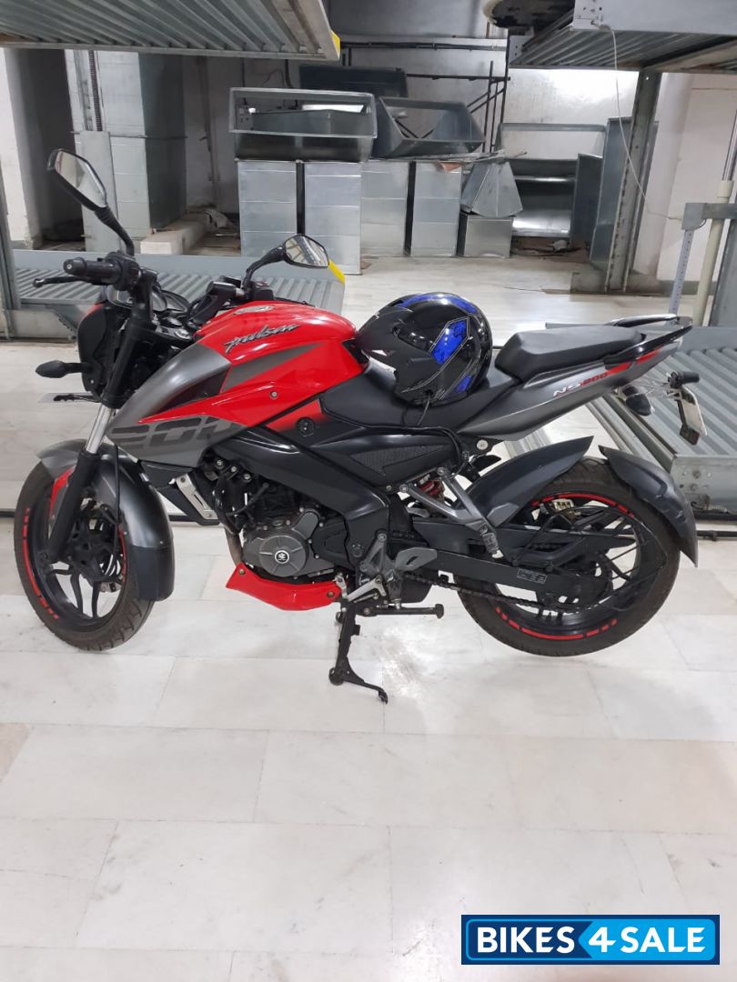 Bajaj Pulsar 200 NS Bajaj Pulsar 200 NS