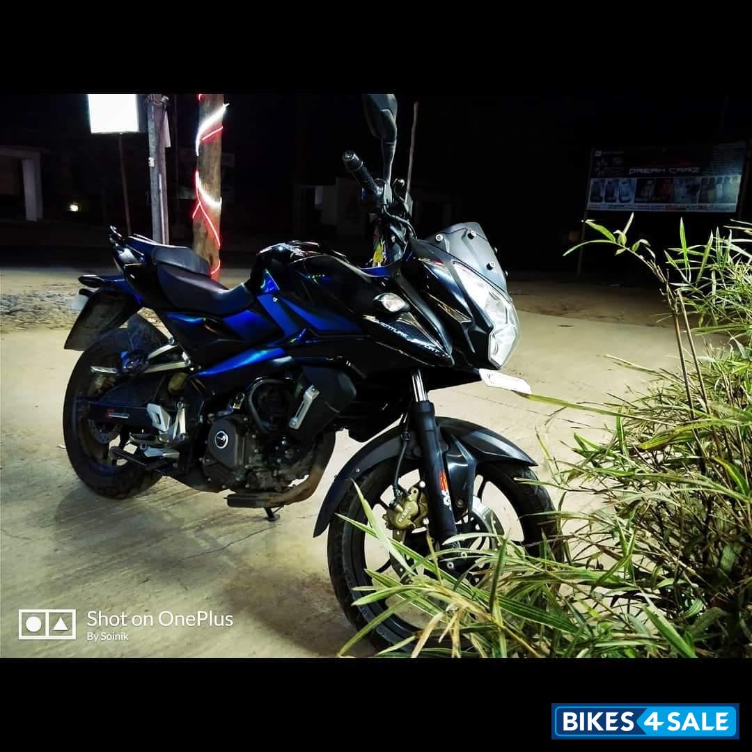 Black Bajaj Pulsar AS 200