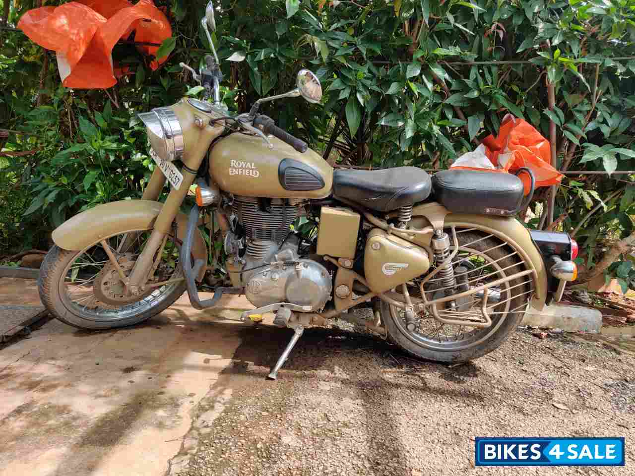 Royal Enfield Classic Desert Storm