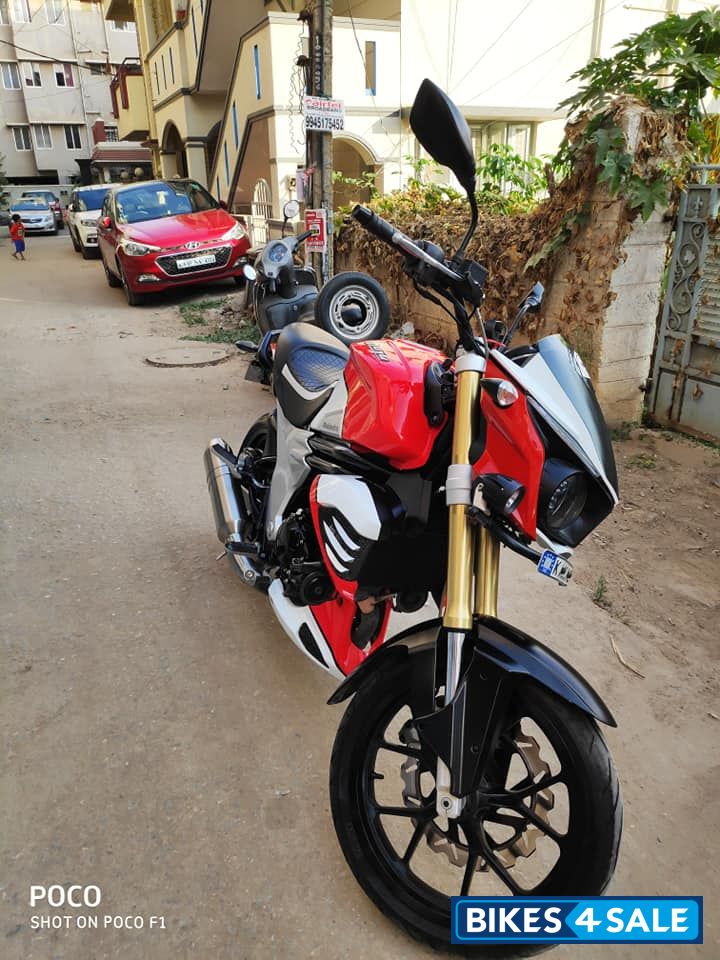 Red And White Mahindra Mojo XT 300