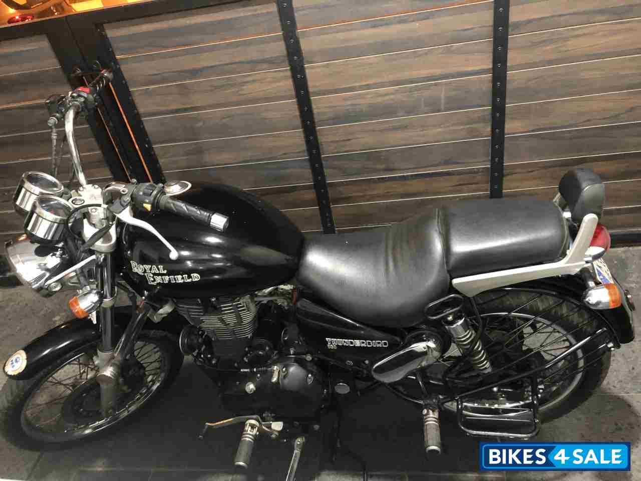 Royal Enfield Thunderbird TwinSpark 350 Royal Enfield Thunderbird TwinSpark 350