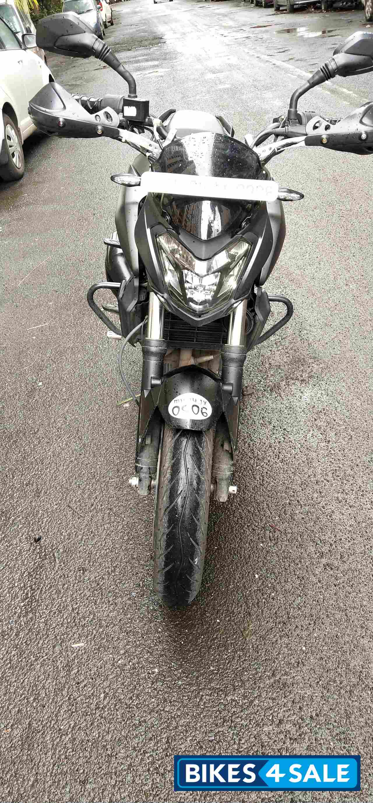Bajaj Dominar 400