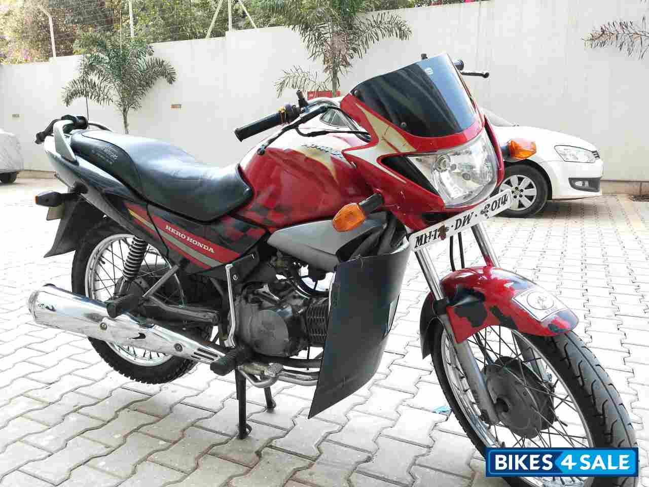 Red Hero Glamour 125