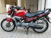 Red Hero Glamour 125