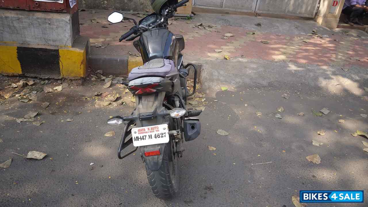 Blue Honda CB Hornet 160R