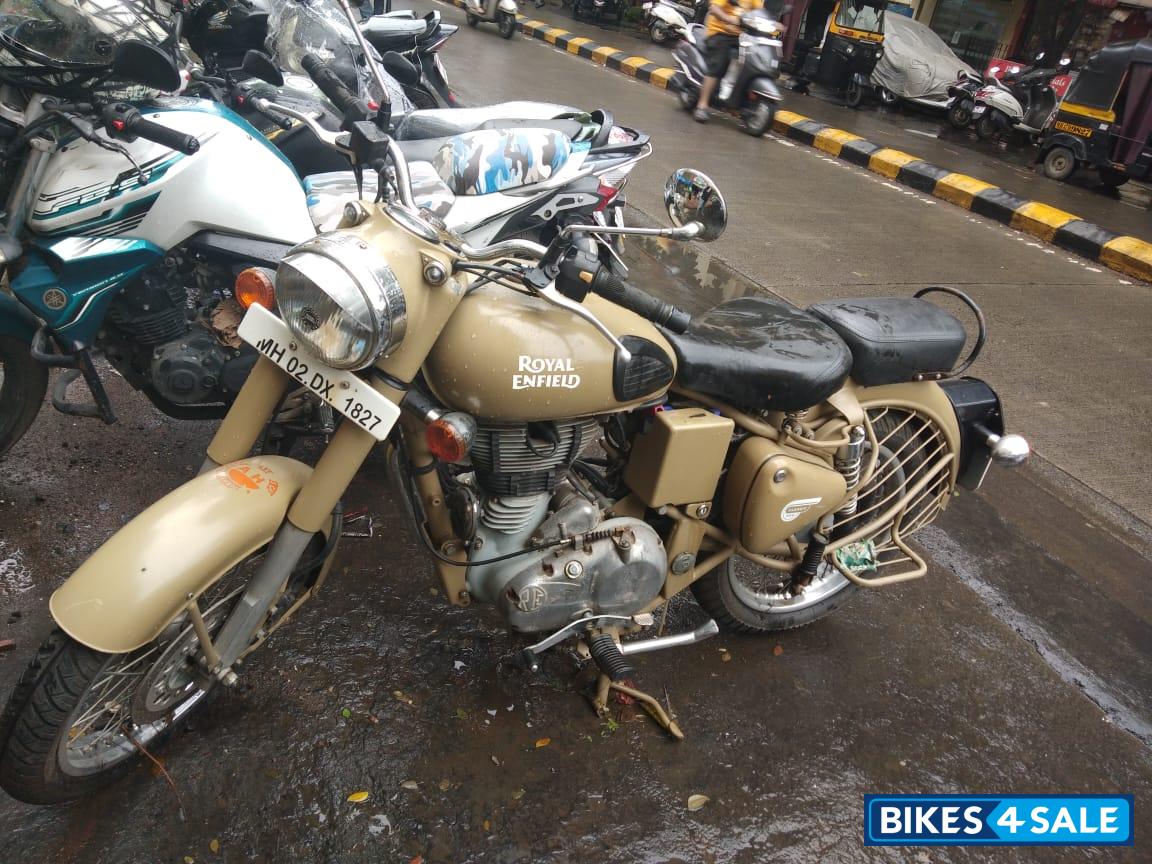 Classic Royal Enfield Classic Desert Storm