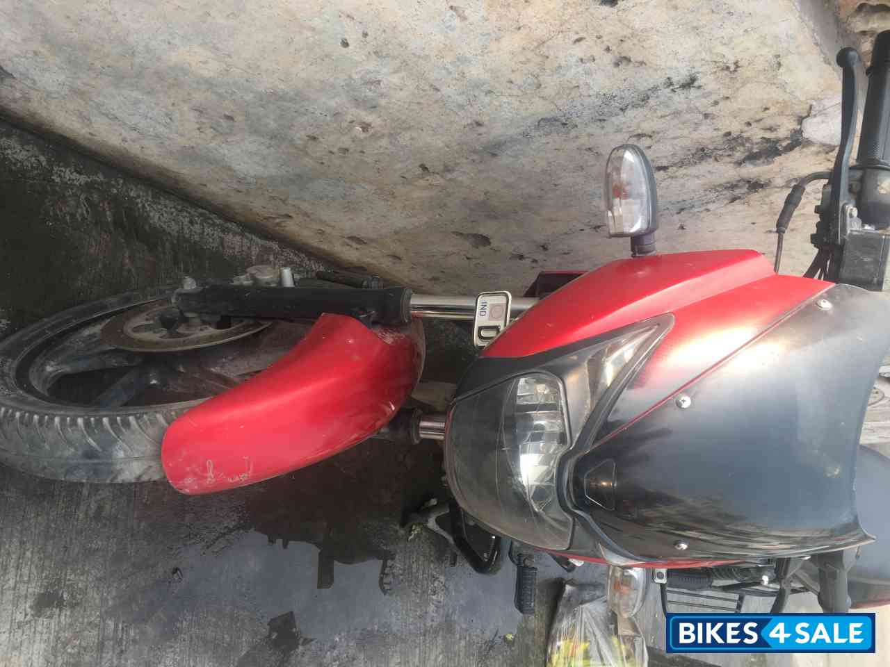 Bajaj Pulsar 150 DTSi Bajaj Pulsar 150 DTSi